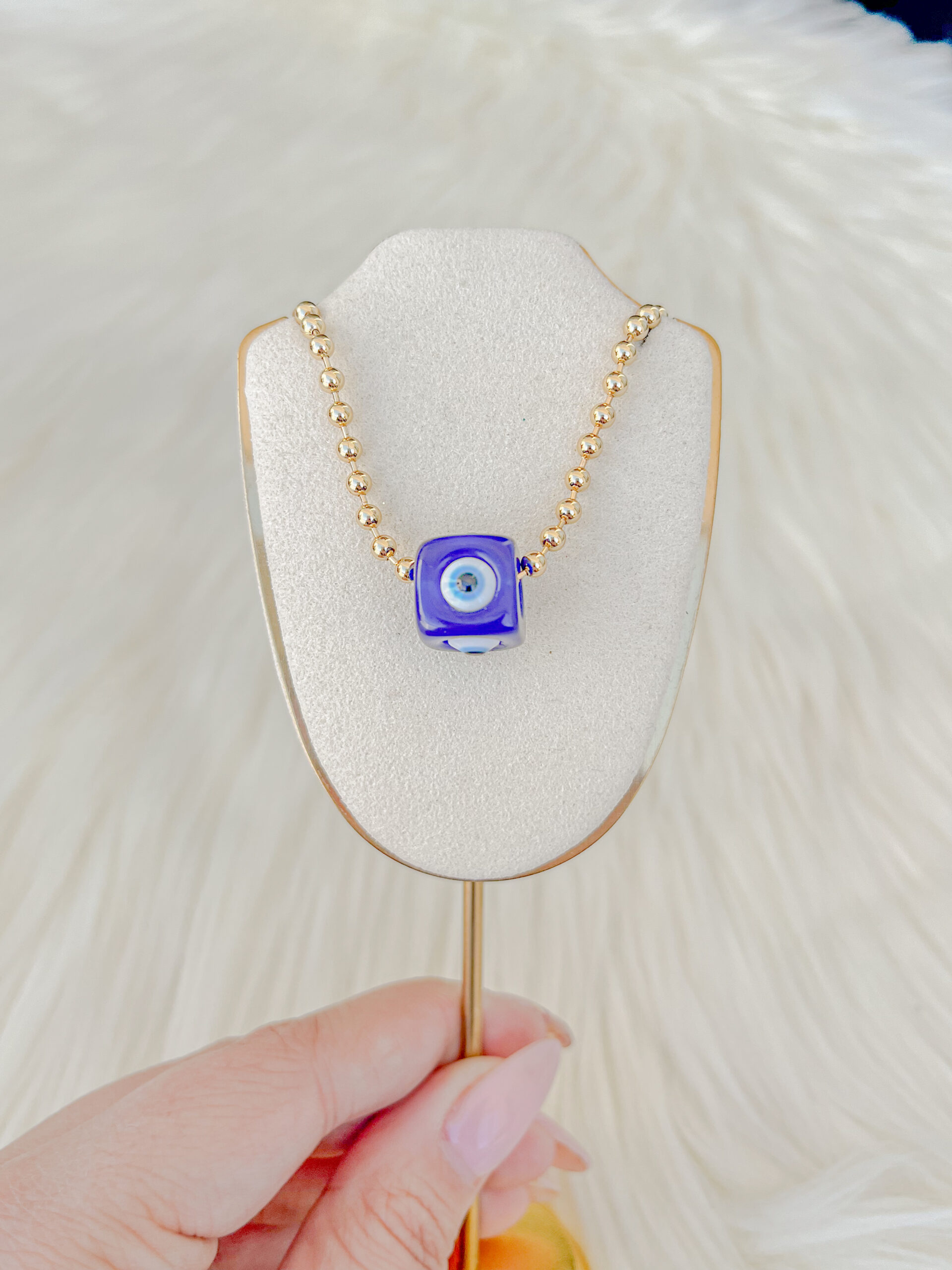 Cadena Ojo Turco Acrilico