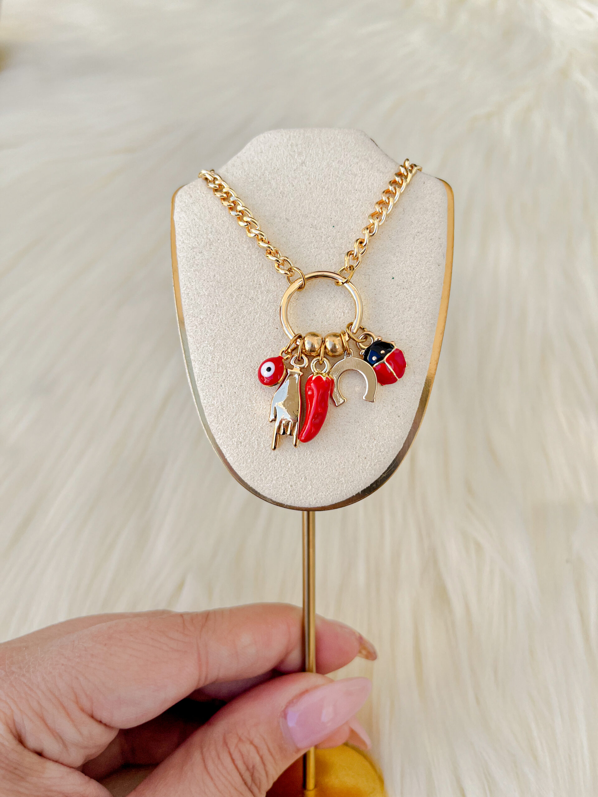Cadena Proteccion con coquito