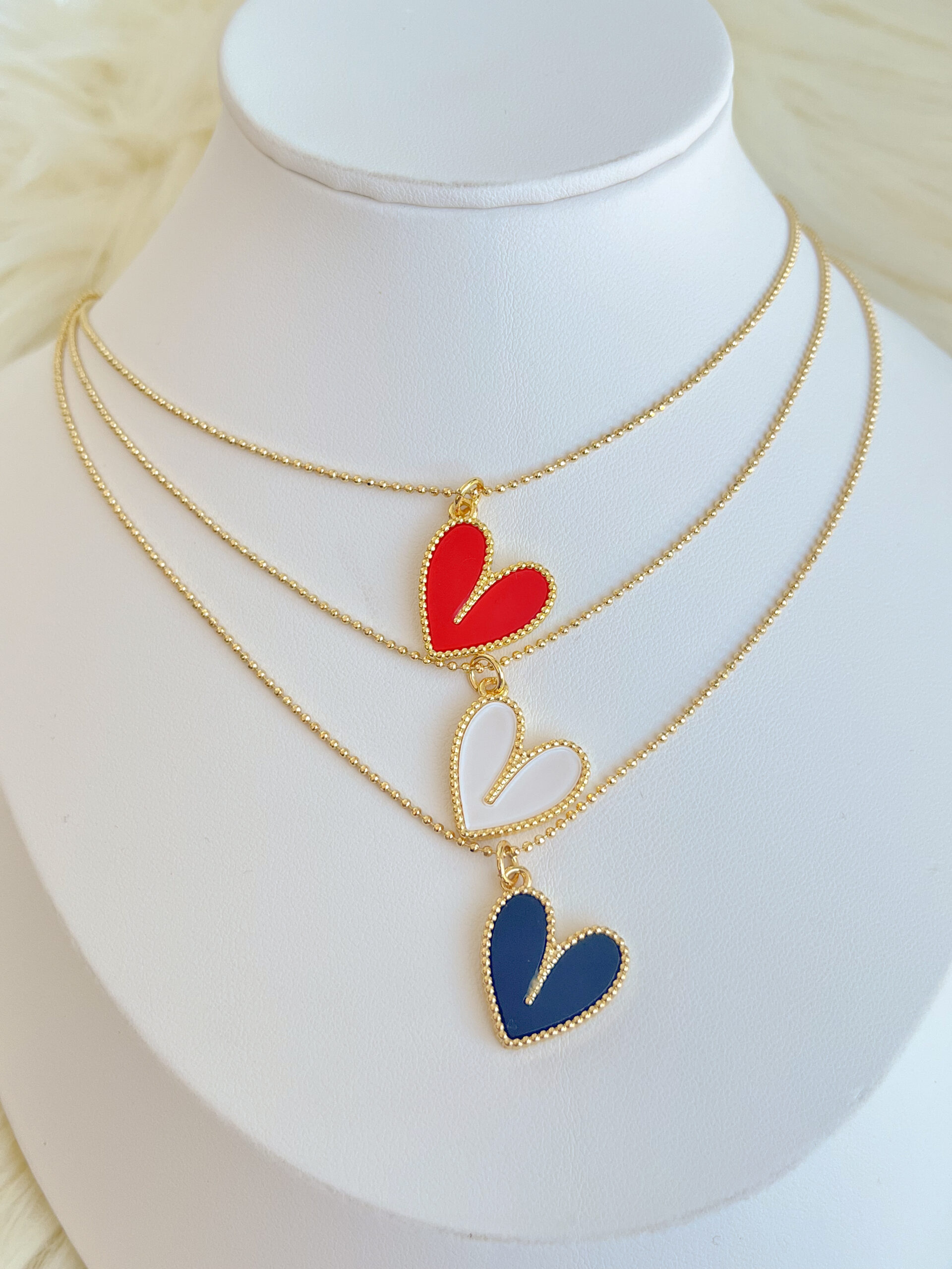 Cadena de Corazon en V