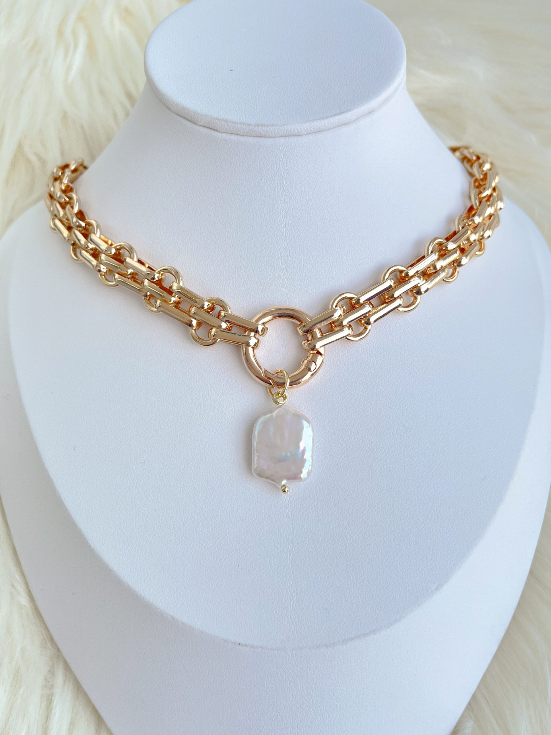 Collar Anastasia