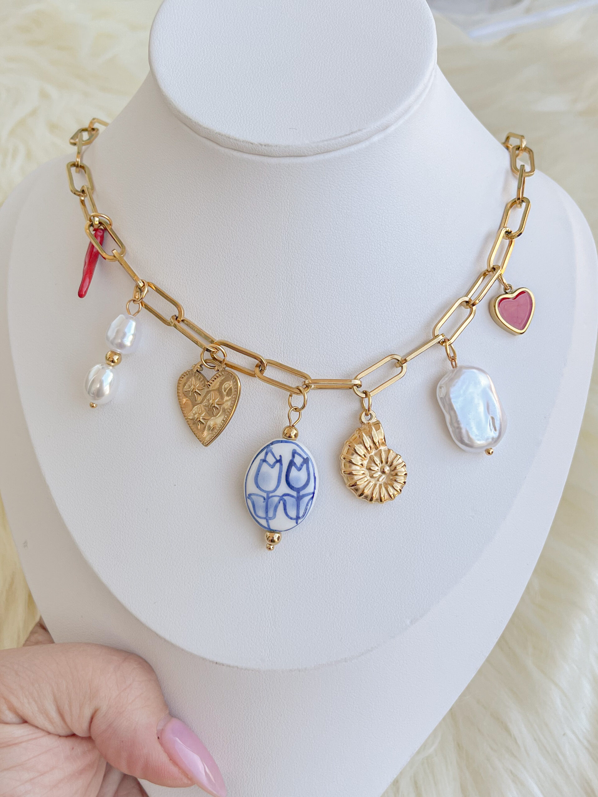 Collar Roma